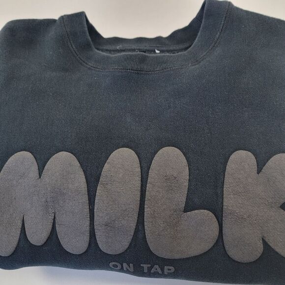 The Little Milk Bar Black Crewneck Sweatshirt Milk On Tap Womens Size XL L/S - Picture 12 of 12